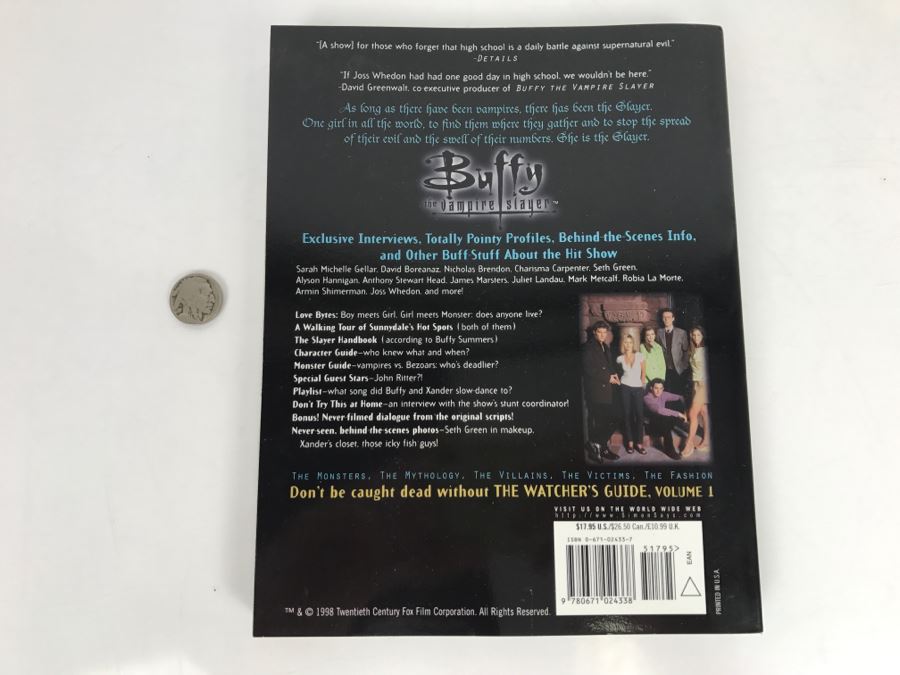 Signed Book 'Buffy The Vampire Slayer The Watcher's Guide' By Christopher Golden And Nancy Holder (Signed) [Photo 3]