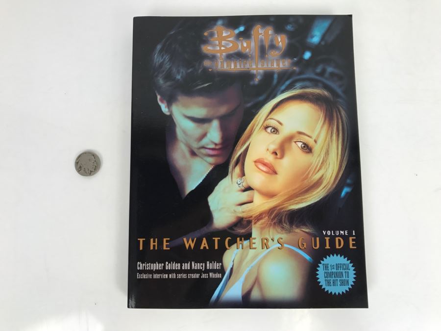 Signed Book 'Buffy The Vampire Slayer The Watcher's Guide' By Christopher Golden And Nancy Holder (Signed) [Photo 1]