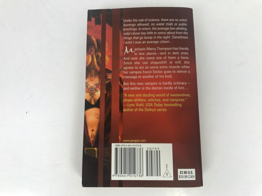 Signed Set Of (3) Paperback Books By Patricia Briggs [Photo 17]