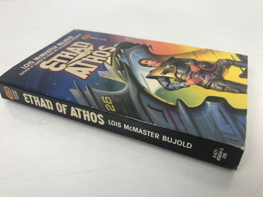 Signed Set Of (4) Paperback Books By Lois McMaster Bujold [Photo 17]