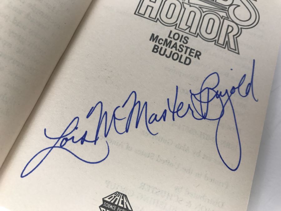Signed Set Of (4) Paperback Books By Lois McMaster Bujold [Photo 26]