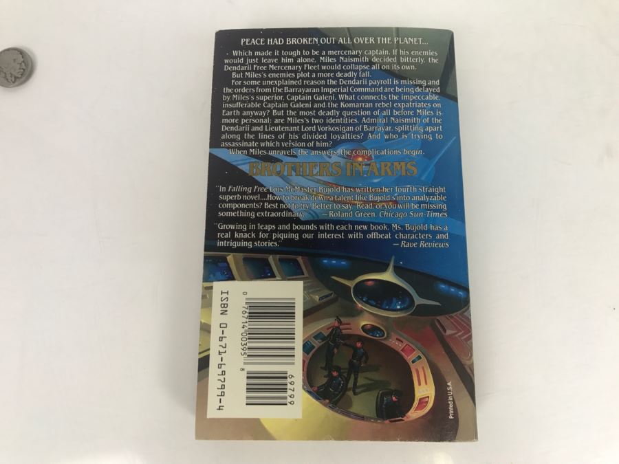 Signed Set Of (4) Paperback Books By Lois McMaster Bujold [Photo 5]