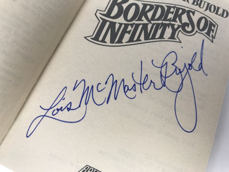Signed Set Of (4) Paperback Books By Lois McMaster Bujold [Photo 7]