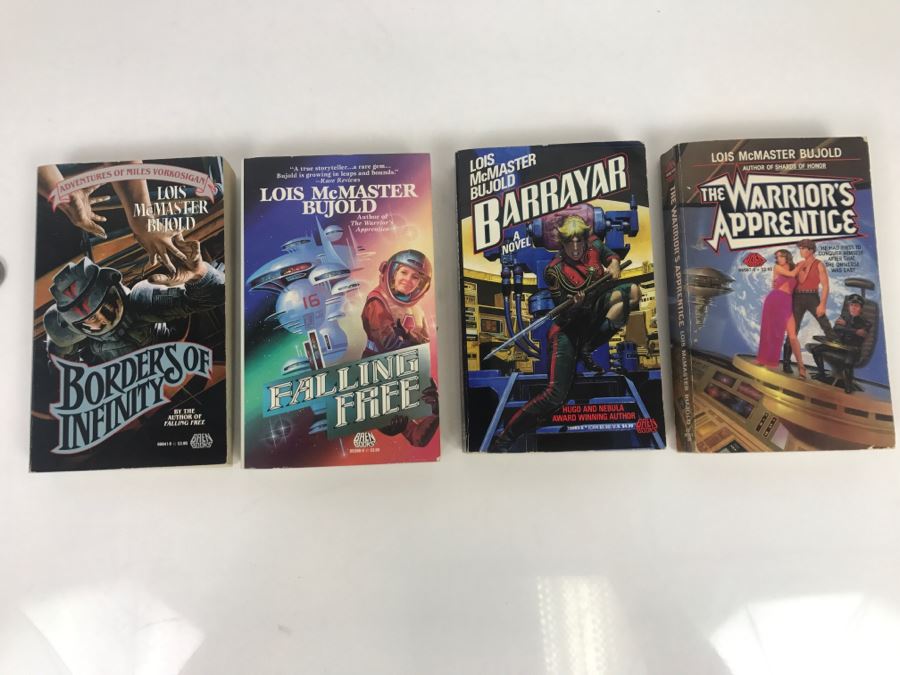 Signed Set Of (4) Paperback Books By Lois McMaster Bujold [Photo 2]