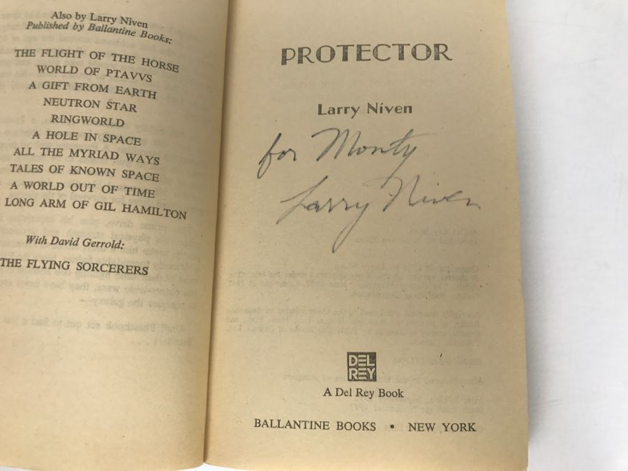 Signed Set Of (4) Paperback Books By Larry Niven [Photo 6]