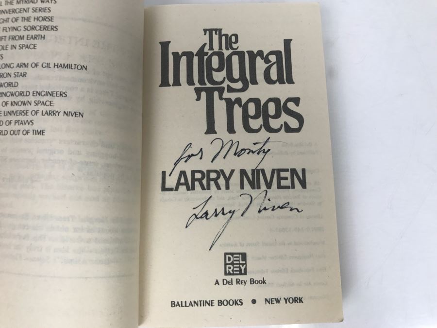 Signed Set Of (4) Paperback Books By Larry Niven [Photo 24]