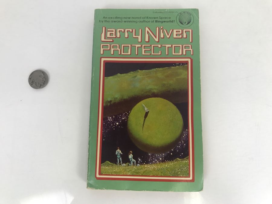 Signed Set Of (4) Paperback Books By Larry Niven [Photo 3]