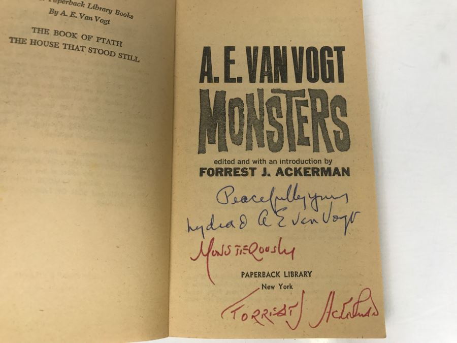 Signed Paperback Book 'Science Fiction Monster' By A. E. Van Vogt (Signed) And Forrest J. Ackerman (Signed) [Photo 4]