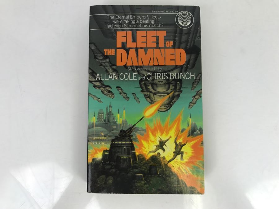 Signed Set Of (3) Paperback Books By Allan Cole And Chris Bunch [Photo 3]