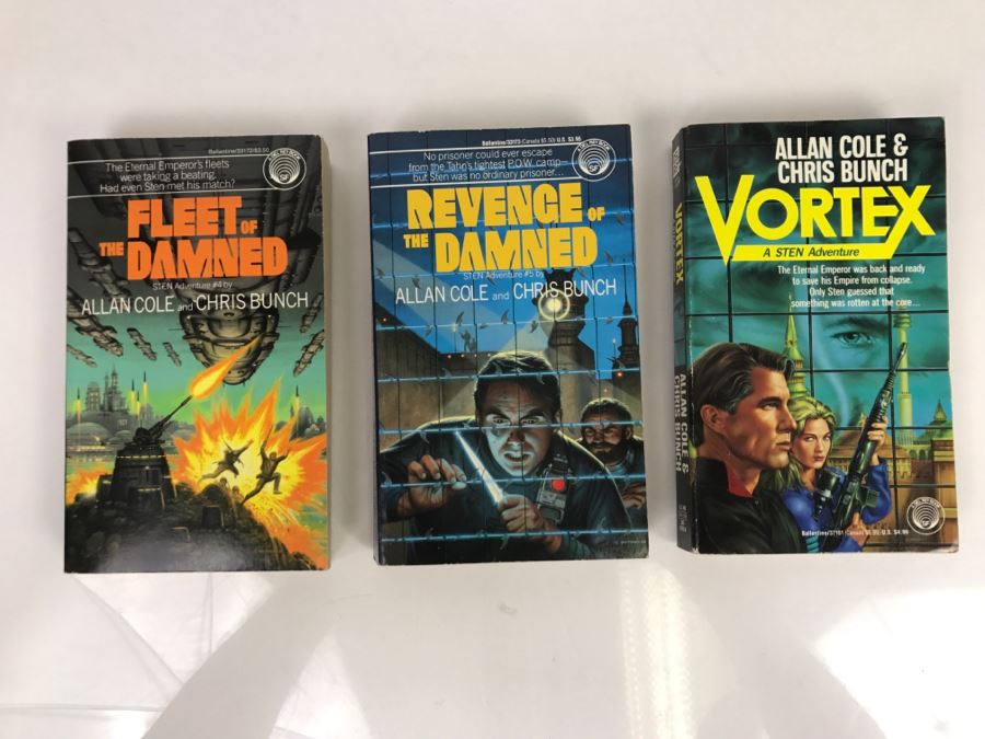 Signed Set Of (3) Paperback Books By Allan Cole And Chris Bunch [Photo 2]