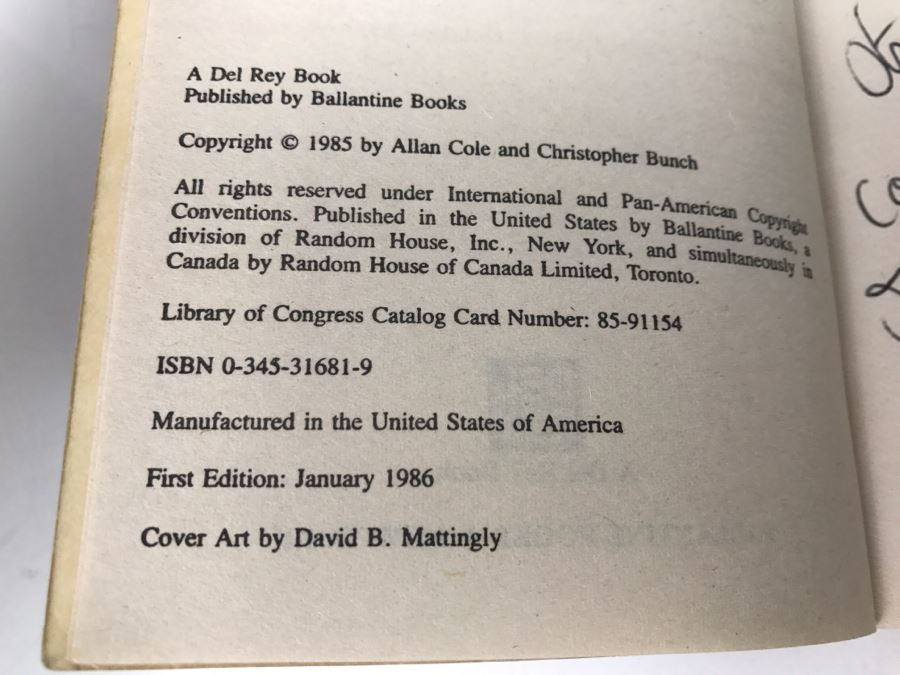Signed Set Of (4) Paperback Books By Allan Cole And Chris Bunch [Photo 18]