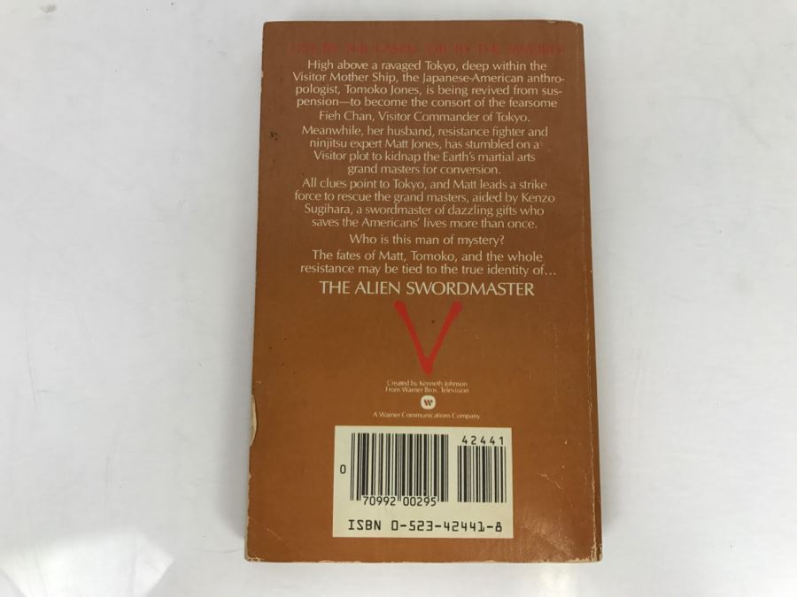 Signed Set Of (2) Paperback Books By Somtow Sucharitkul [Photo 5]