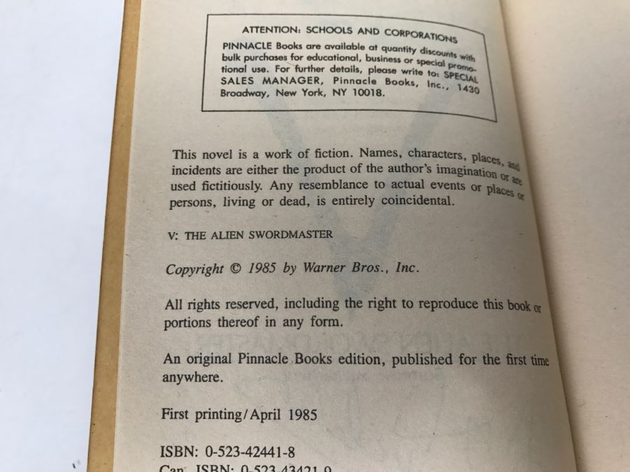 Signed Set Of (2) Paperback Books By Somtow Sucharitkul [Photo 8]