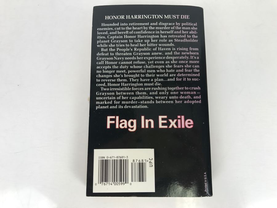 Signed Set Of (2) Paperback Books By David Weber [Photo 11]