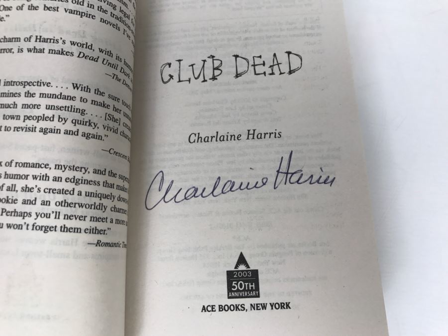 Signed Set Of (4) Paperback Books By Charlaine Harris [Photo 20]