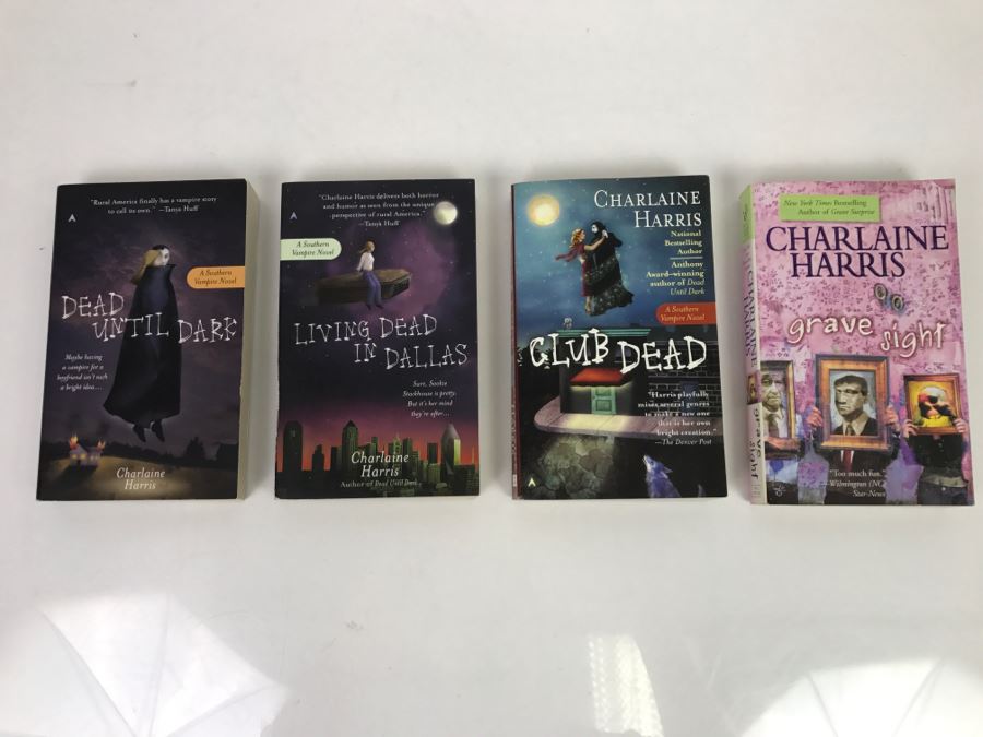 Signed Set Of (4) Paperback Books By Charlaine Harris [Photo 2]