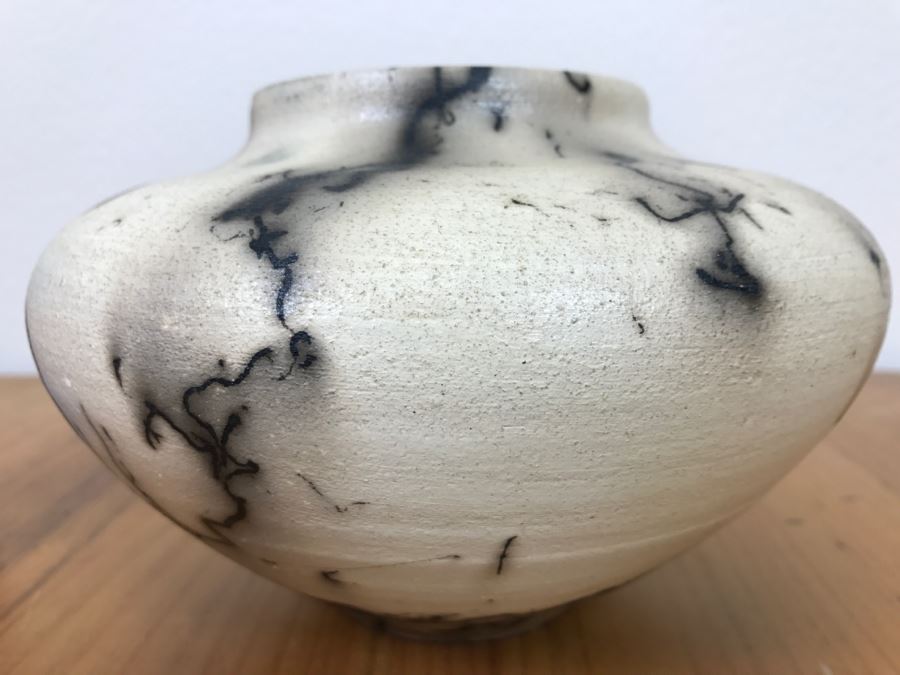 Signed Horse Hair Pottery By Rob Drexel 8'W x 5'H [Photo 4]