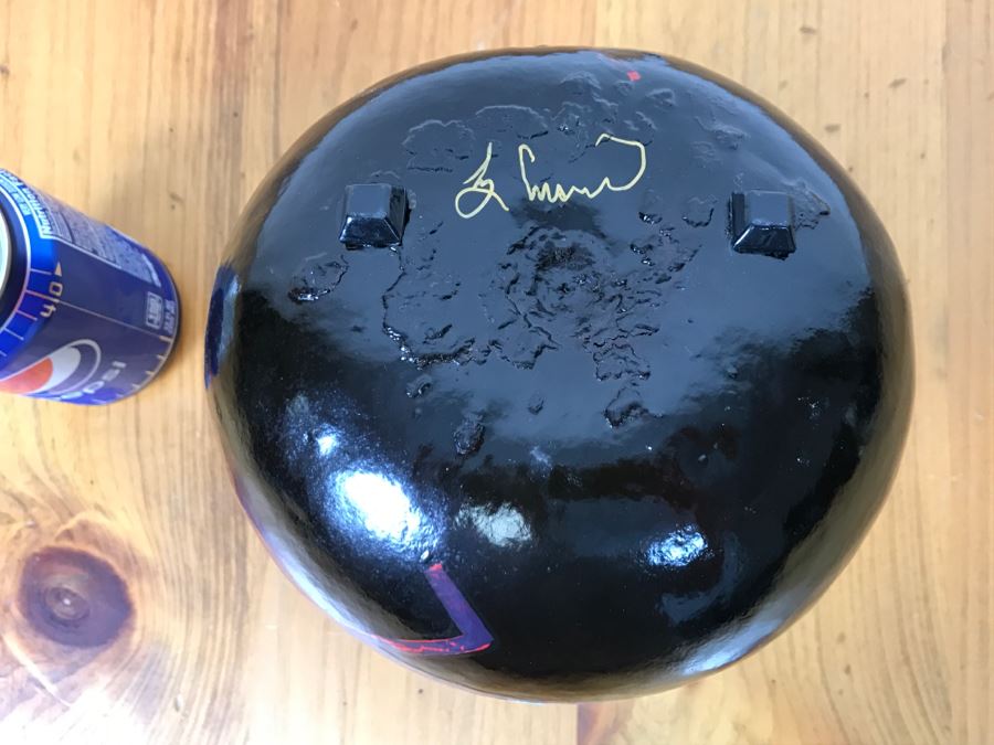 Signed Hand Painted Gourd Art With Turquoise And Coral Handles 7.5'W X 7.5'H [Photo 19]