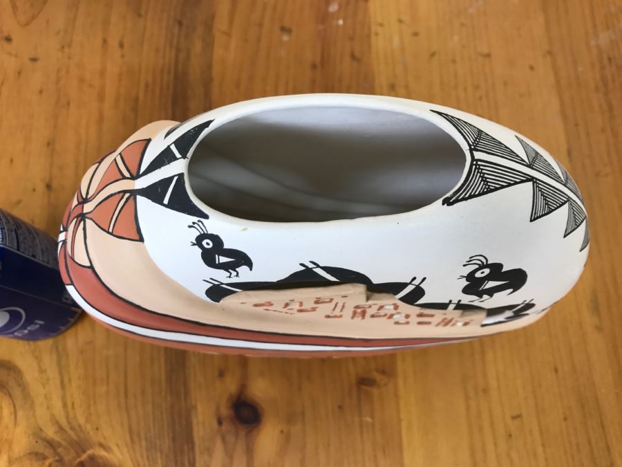 Hand Painted Native American Pottery Vase Signed N.L. Acoma, N.M. 9'W X 8.5'H X 2.5'D [Photo 8]