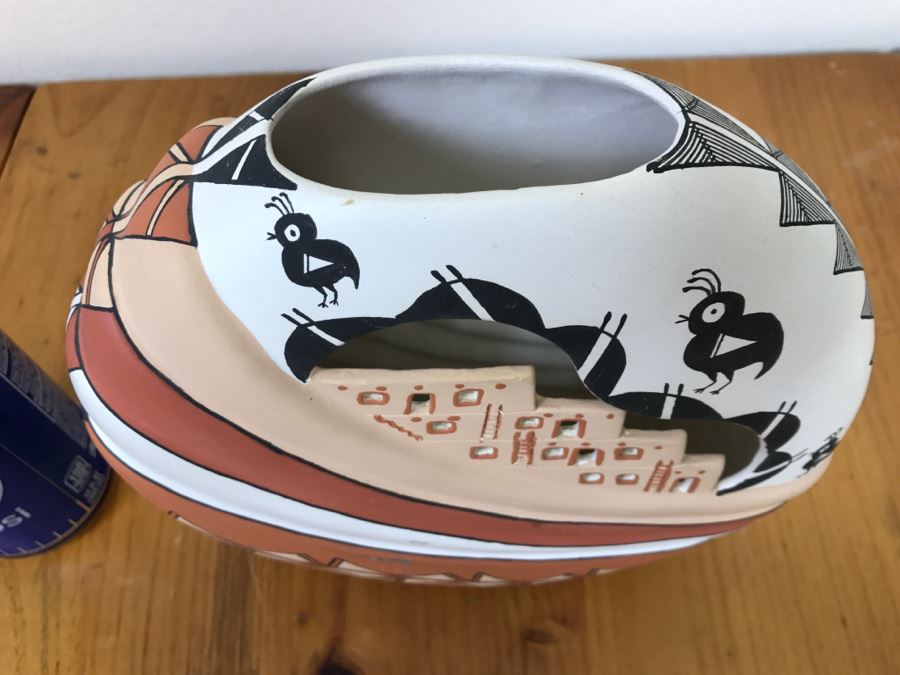 Hand Painted Native American Pottery Vase Signed N.L. Acoma, N.M. 9'W X 8.5'H X 2.5'D [Photo 6]