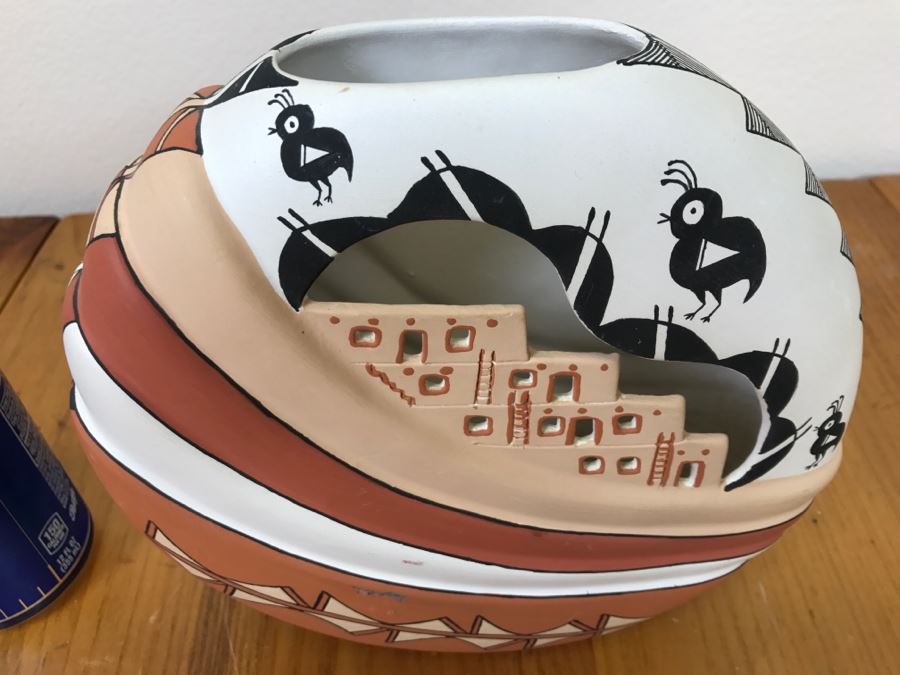 Hand Painted Native American Pottery Vase Signed N.L. Acoma, N.M. 9'W X 8.5'H X 2.5'D [Photo 9]
