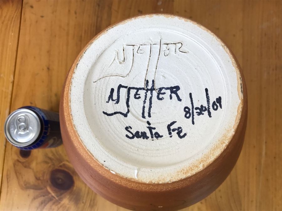 Signed Natalie Jetter Horse Hair Pottery Pot Vase Santa Fe, NM Retailed $145 10'W X 12.5'H [Photo 3]