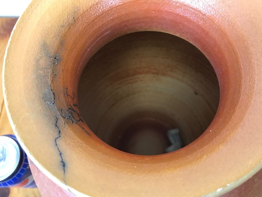 Signed Natalie Jetter Horse Hair Pottery Pot Vase Santa Fe, NM Retailed $145 10'W X 12.5'H [Photo 19]