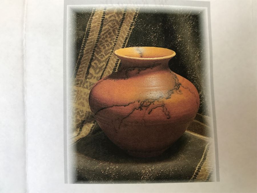 Signed Natalie Jetter Horse Hair Pottery Pot Vase Santa Fe, NM Retailed $145 10'W X 12.5'H [Photo 28]