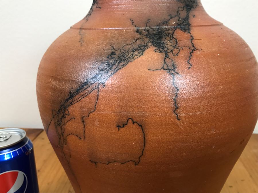 Signed Natalie Jetter Horse Hair Pottery Pot Vase Santa Fe, NM Retailed $145 10'W X 12.5'H [Photo 6]