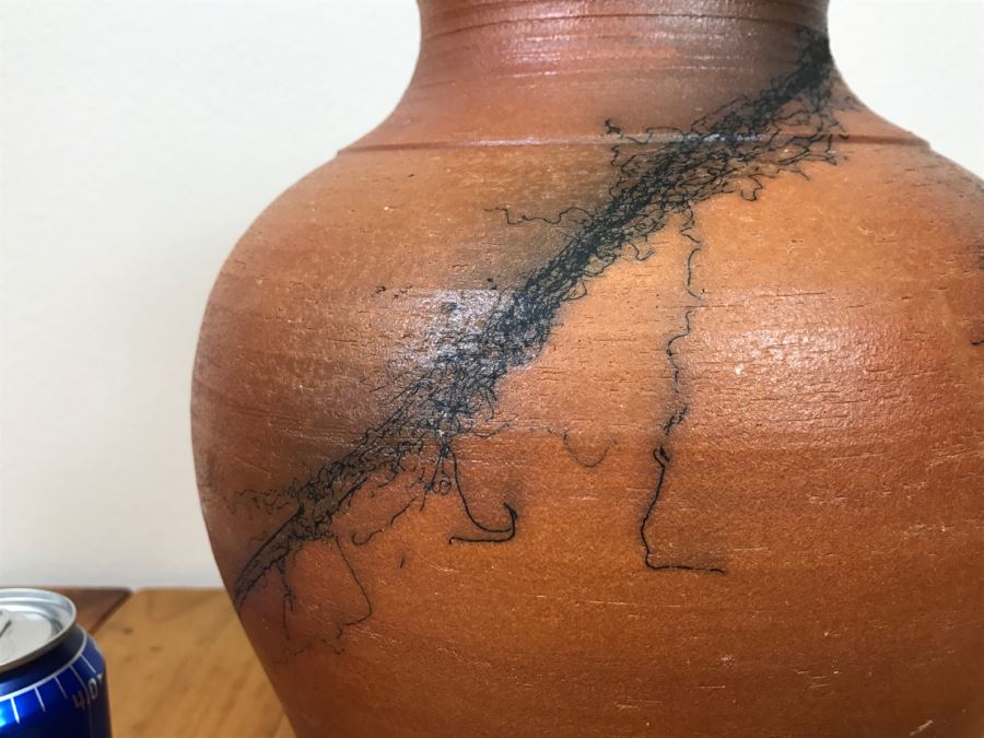 Signed Natalie Jetter Horse Hair Pottery Pot Vase Santa Fe, NM Retailed $145 10'W X 12.5'H [Photo 14]