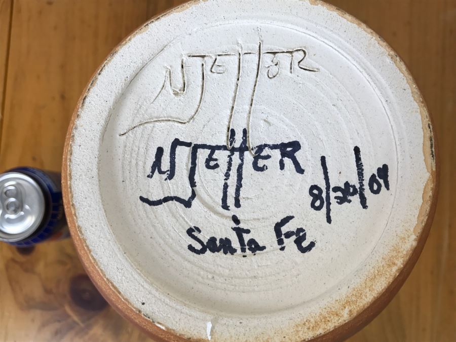 Signed Natalie Jetter Horse Hair Pottery Pot Vase Santa Fe, NM Retailed $145 10'W X 12.5'H [Photo 21]