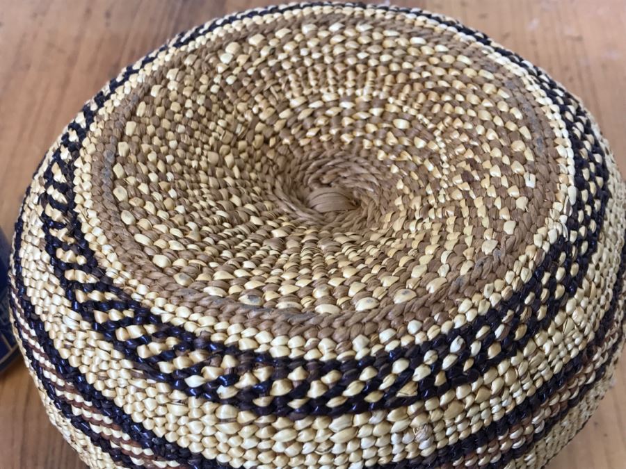 Vintage Native American Basket 8'W X 5.5'H [Photo 16]