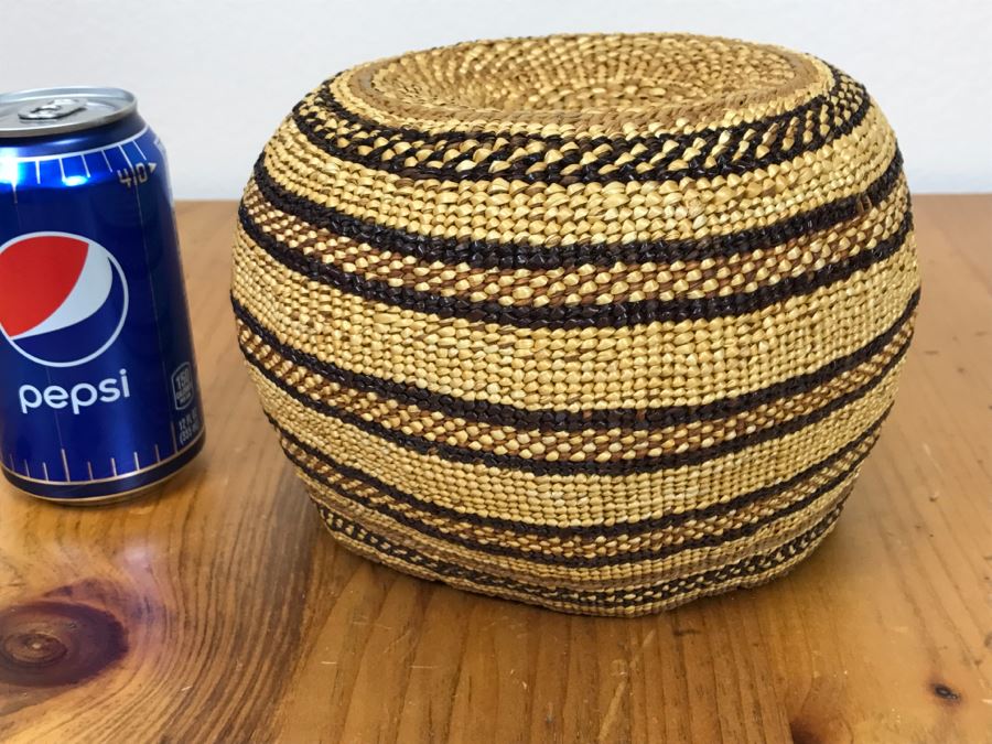Vintage Native American Basket 8'W X 5.5'H [Photo 17]