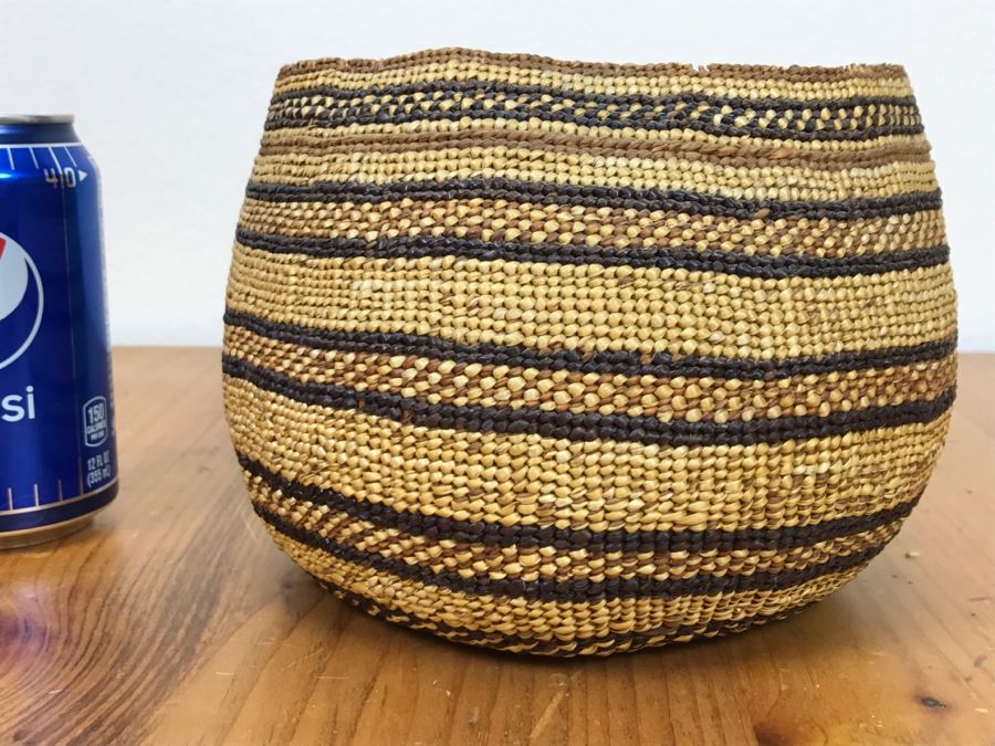 Vintage Native American Basket 8'W X 5.5'H [Photo 13]