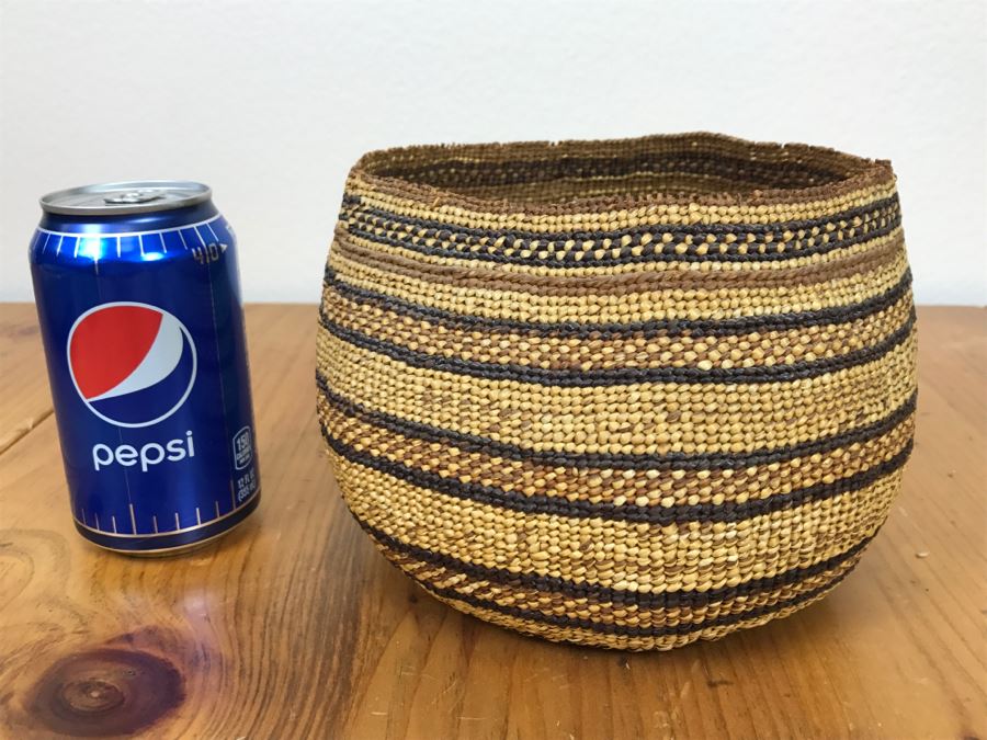 Vintage Native American Basket 8'W X 5.5'H [Photo 4]