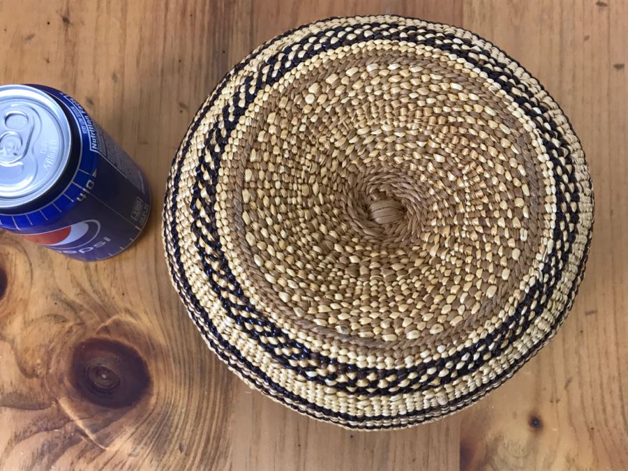 Vintage Native American Basket 8'W X 5.5'H [Photo 2]