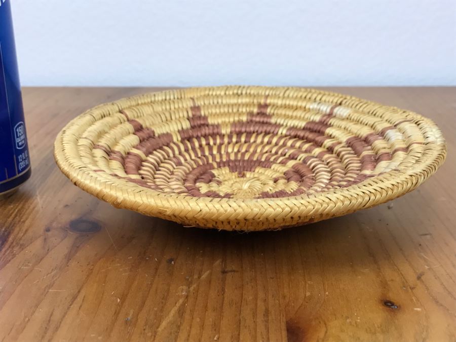 Vintage Native American Basket 7.5'W X 1.5'H [Photo 5]