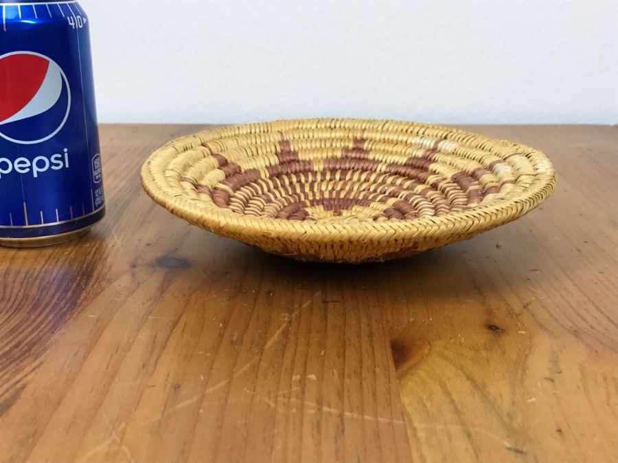 Vintage Native American Basket 7.5'W X 1.5'H [Photo 6]