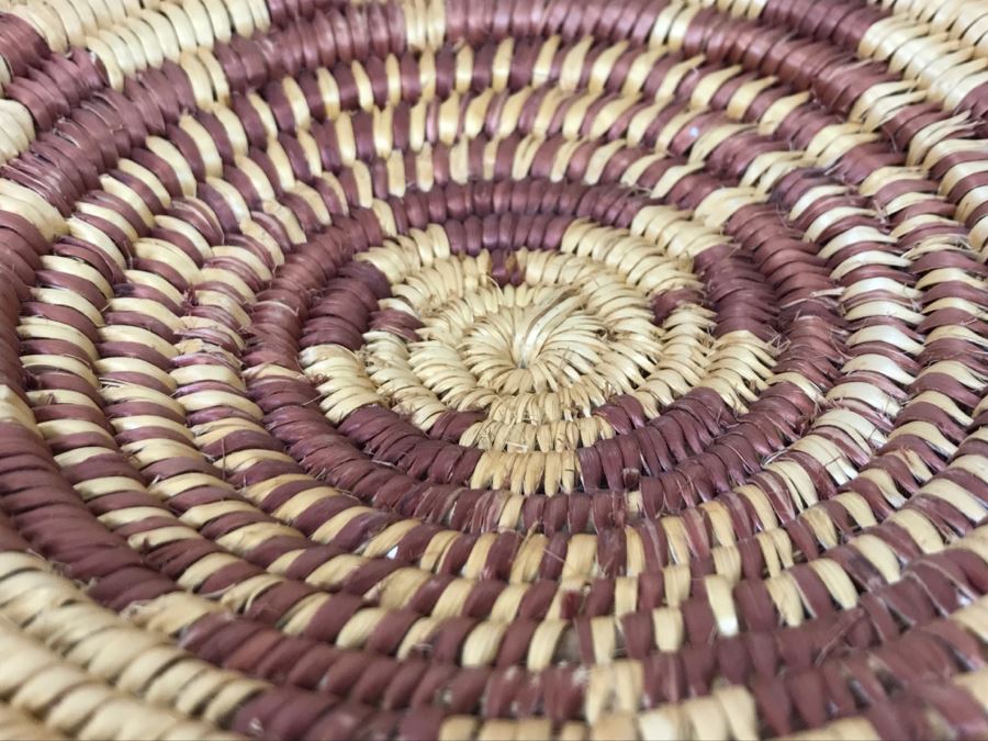 Vintage Native American Basket 7.5'W X 1.5'H [Photo 9]