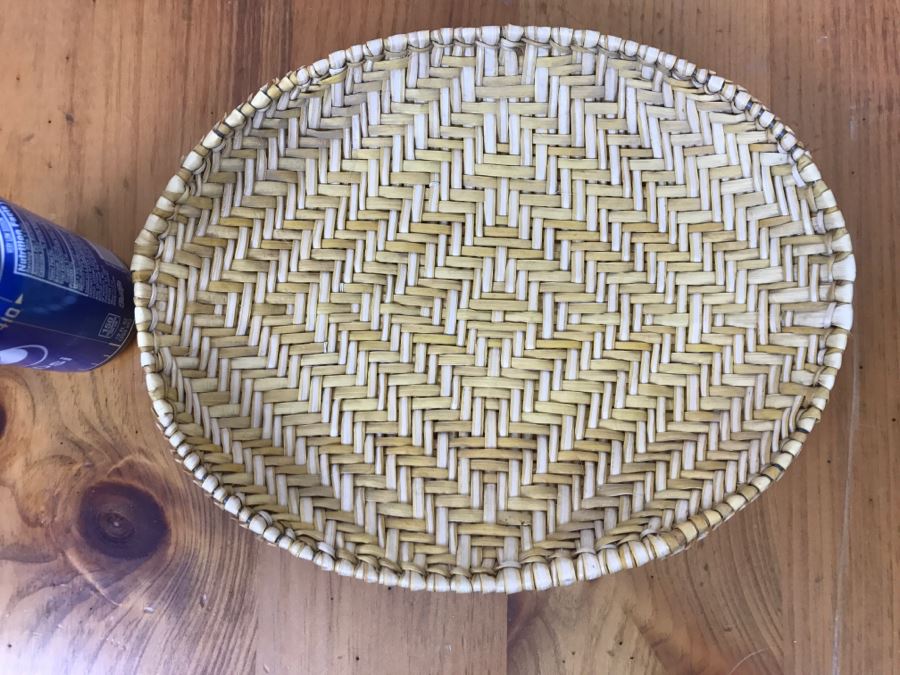 Vintage Hopi Sifter Basket 12.5'W X 10'D X 2'H [Photo 2]