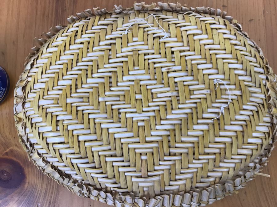 Vintage Hopi Sifter Basket 12.5'W X 10'D X 2'H [Photo 12]