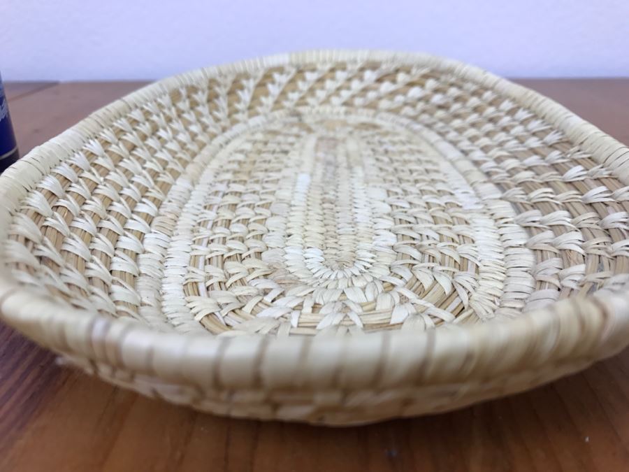Vintage Native American Basket 11'W X 7'D X 1'H [Photo 11]