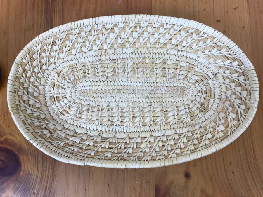 Vintage Native American Basket 11'W X 7'D X 1'H [Photo 2]