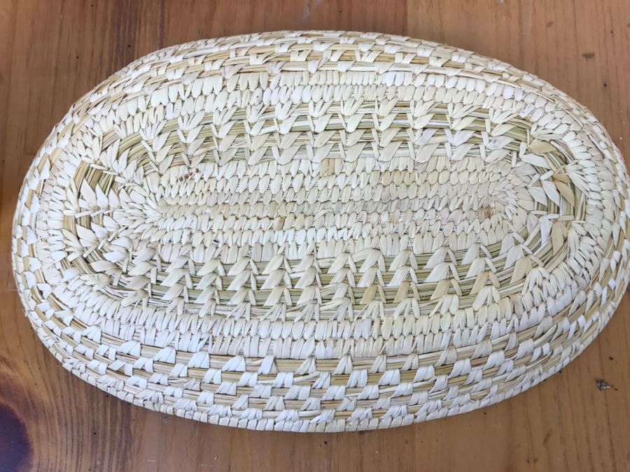 Vintage Native American Basket 11'W X 7'D X 1'H [Photo 14]