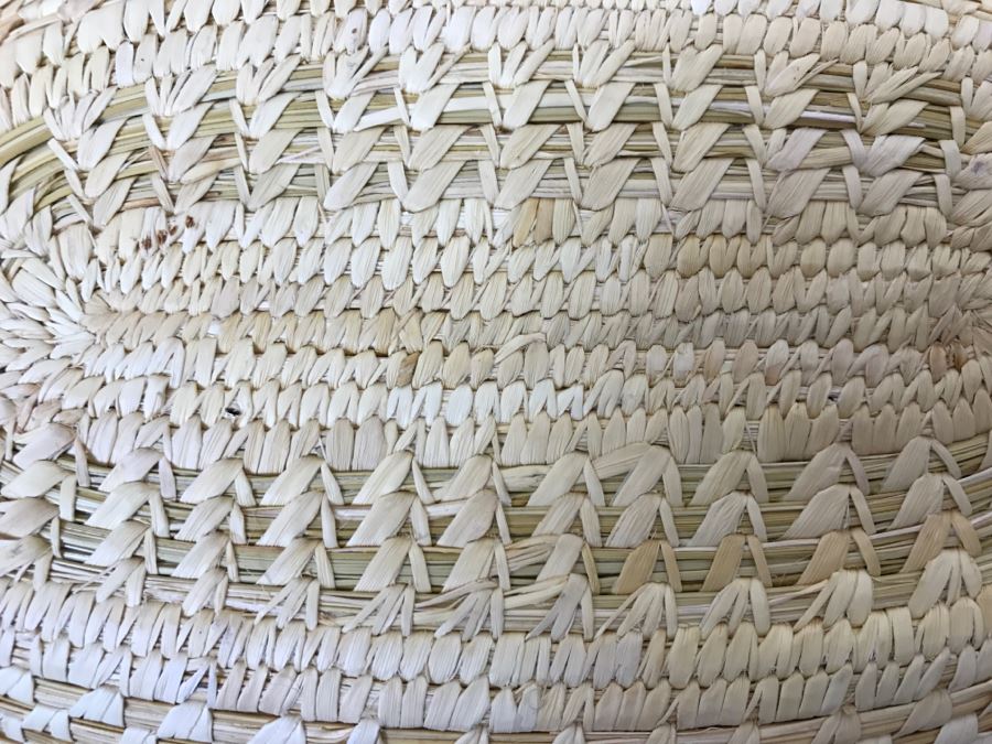Vintage Native American Basket 11'W X 7'D X 1'H [Photo 18]