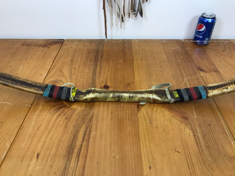 Native American Navajo Rawhide Arrow Quiver With (3) Arrows And Older Bow (See All Photos) [Photo 30]