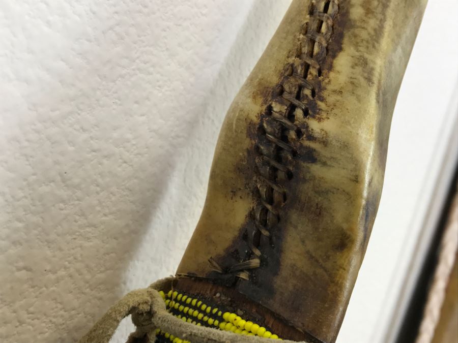Native American Navajo Rawhide Arrow Quiver With (3) Arrows And Older Bow (See All Photos) [Photo 27]