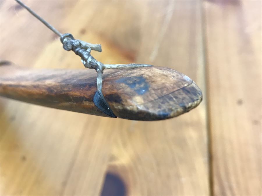 Native American Navajo Rawhide Arrow Quiver With (3) Arrows And Older Bow (See All Photos) [Photo 38]