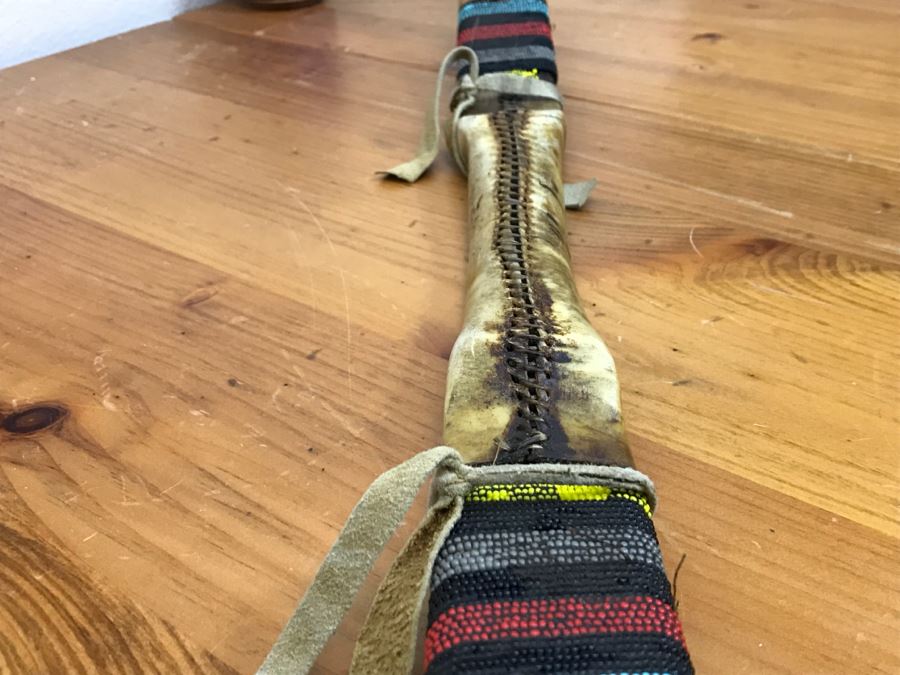 Native American Navajo Rawhide Arrow Quiver With (3) Arrows And Older Bow (See All Photos) [Photo 34]