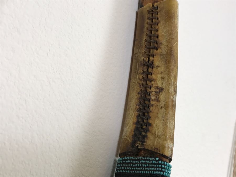 Native American Navajo Rawhide Arrow Quiver With (3) Arrows And Older Bow (See All Photos) [Photo 29]